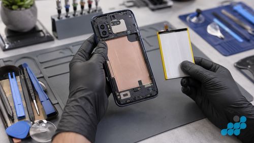 Motorola Edge 50 low battery health — time for replacement
